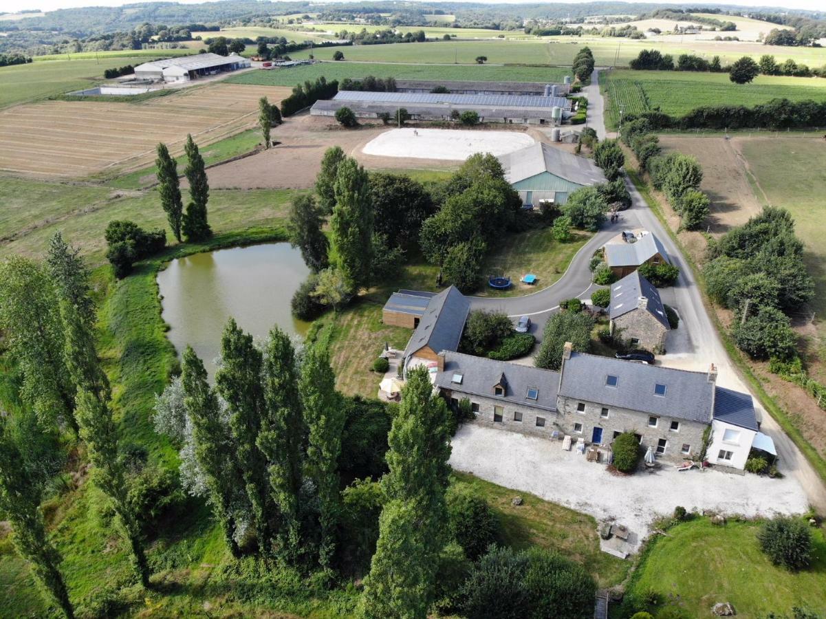 Gites De La Haie Plouegat-Moysan Экстерьер фото